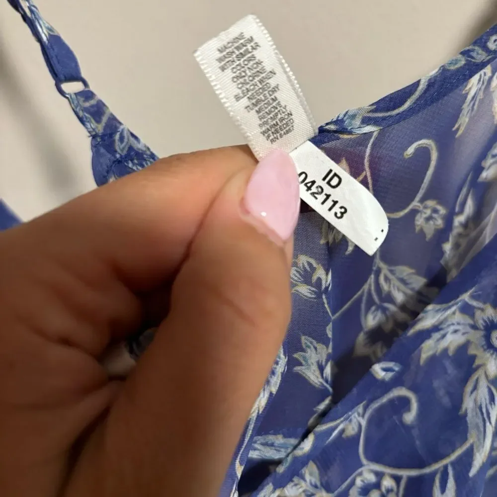 Victoria’s Secret Y2K 90s Ditsy Floral Tie Front Babydoll Top- Size Medium